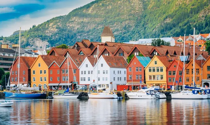 La Norvegia Propone un'Introduzione Graduale della Fatturazione Elettronica e della Contabilità Digitale Obbligatorie per le Transazioni B2B