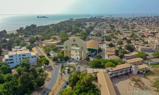 Il Gambia propone la fatturazione elettronica obbligatoria nel Bilancio 2026 per contrastare l'evasione IVA