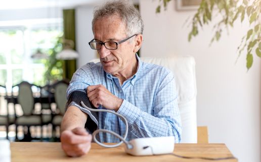 Teleassistenza domiciliare a persone anziane: MyCare si affida a Comarch HomeHealth