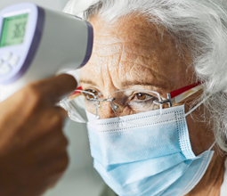 Assistenza Medica da Remoto per i Membri del Senior Club Locale